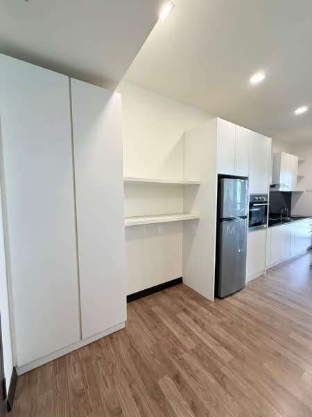 Service Residence for Rent at Service Residence @ Landmark Residence 2 - Jessie Sim - Kitchen - PropertyGuru.com.my