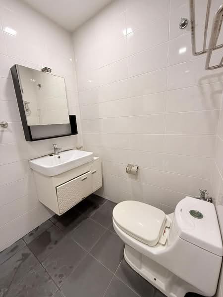 Service Residence for Rent at Service Residence @ Landmark Residence 2 - Jessie Sim - Bathroom - PropertyGuru.com.my