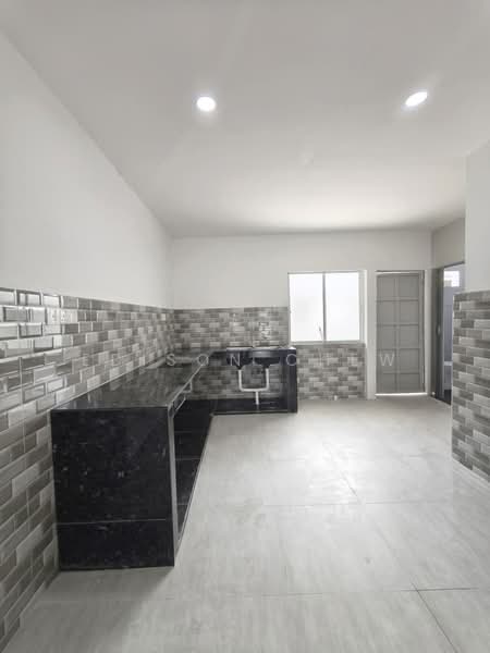 Rumah Teres 1 Tingkat untuk Dijual di Taman Sri Skudai (Skudai) - EDISON CHEW - Kitchen - PropertyGuru.com.my