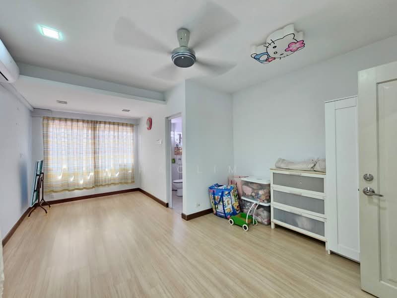 2-storey Terraced House for Sale in Cheras (Selangor) - ChaoLim . - Living Room - PropertyGuru.com.my