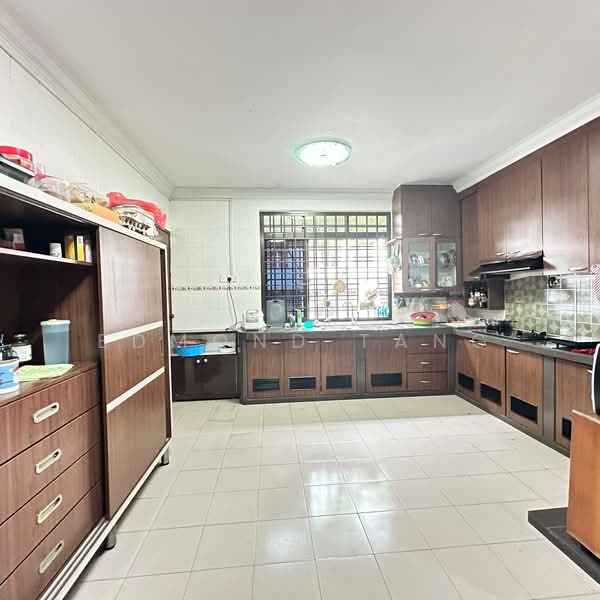 1-storey Terraced House for Sale in Taman Molek (Johor Bahru) - Edmond Tang - Kitchen - PropertyGuru.com.my