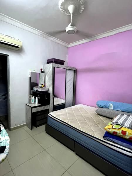 1-storey Terraced House for Sale in Taman Universiti (Skudai) - Calvin Lee - Bedroom - PropertyGuru.com.my