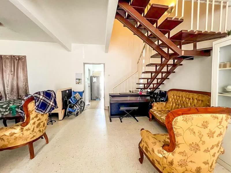 2-storey Terraced House for Sale in Ampang Jaya (Ampang) - Amzar Faiz - Living Room - PropertyGuru.com.my