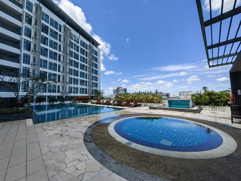 Kondominium untuk Dijual di Upland Serviced Suite (USS) - Hunter Wee - Exterior - PropertyGuru.com.my