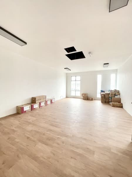 Factory for Rent in Senai (Kulai) - Khoo . - Interior - PropertyGuru.com.my