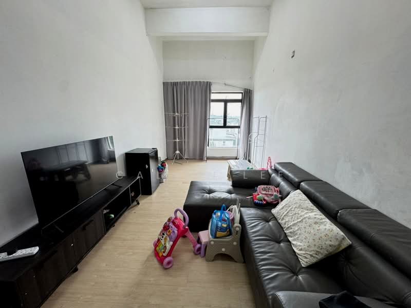 Pangsapuri untuk Dijual di Taman Mutiara Mas - Calvin Lee - Living Room - PropertyGuru.com.my