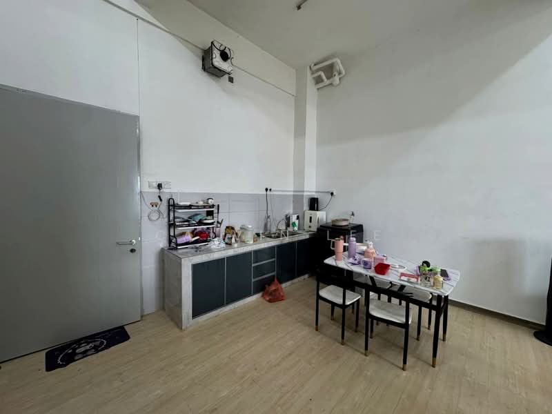Pangsapuri untuk Dijual di Taman Mutiara Mas - Calvin Lee - Kitchen - PropertyGuru.com.my