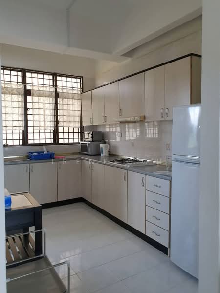 Kondominium untuk Dijual di Eden Seaview Condominium - Irene Goh - Kitchen - PropertyGuru.com.my