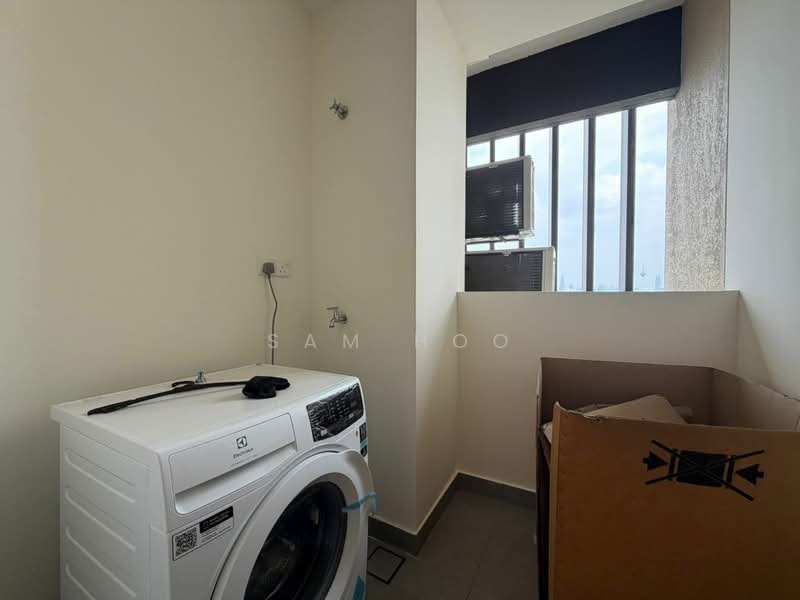 Servis Apartment untuk Disewa di Residensi Solaris Parq - Sam Hoo - Balcony - PropertyGuru.com.my