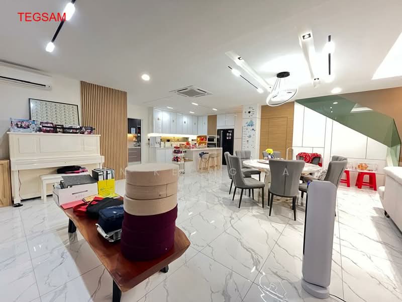 Semi-Detached House for Sale in Kapar (Selangor) - Mun Keong Sam - Living Room - PropertyGuru.com.my