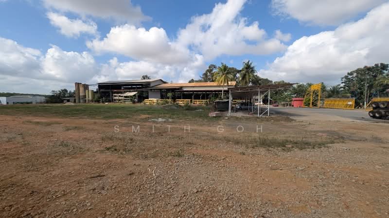 Warehouse for Sale in Kampung Seelong Jaya (Senai) - Smith Goh - Exterior - PropertyGuru.com.my