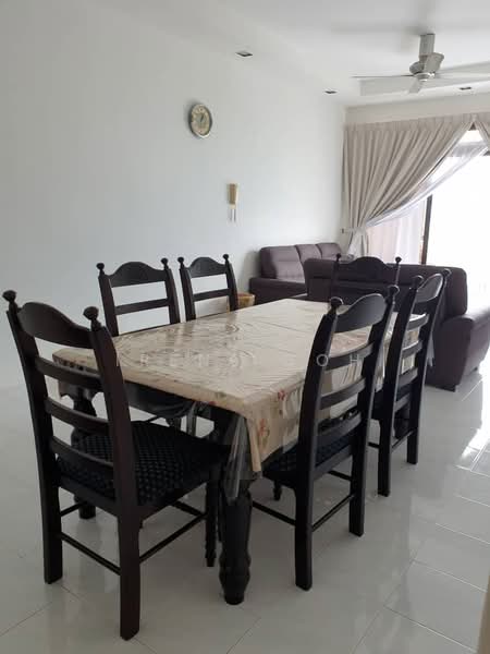 Kondominium untuk Disewa di Eden Seaview Condominium - Irene Goh - Dining Room - PropertyGuru.com.my