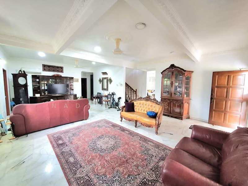 Rumah Banglo untuk Dijual di Seksyen 9 (Shah Alam) - Nadzmie Nasir - Living Room - PropertyGuru.com.my
