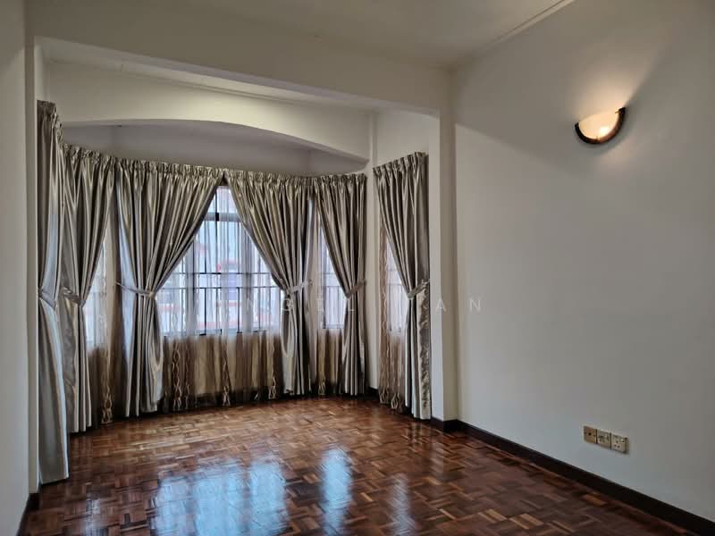 2-storey Terraced House for Sale in Usj 20 (Subang Jaya) - Angel Tan - Living Room - PropertyGuru.com.my