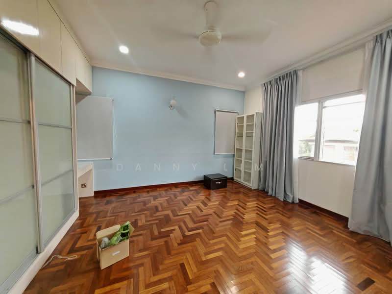 Semi-Detached House for Sale in Shah Alam (Selangor) - Danny Lim - Bedroom - PropertyGuru.com.my