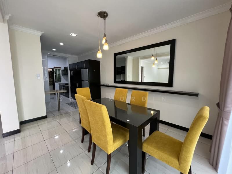 Kondominium untuk Dijual di Armanee Terrace - Sa'a Nordin - Dining Room - PropertyGuru.com.my