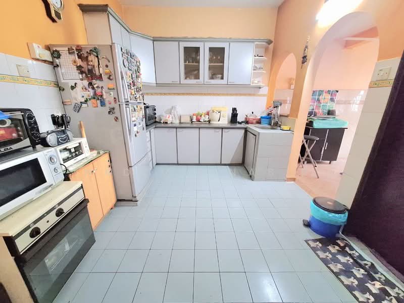 2-storey Terraced House for Sale in Usj 11 (Subang Jaya) - Nadzmie Nasir - Kitchen - PropertyGuru.com.my