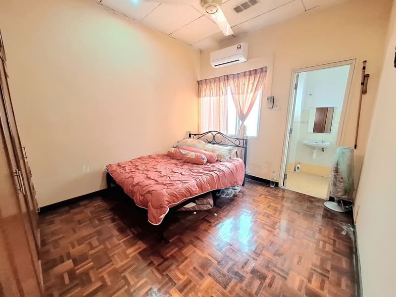 2-storey Terraced House for Sale in Usj 11 (Subang Jaya) - Nadzmie Nasir - Bedroom - PropertyGuru.com.my