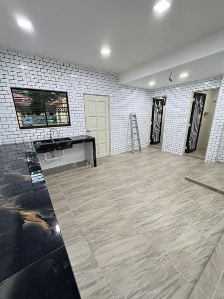 1-storey Terraced House for Rent in Petaling Jaya (Selangor) - Hanz Low - Kitchen - PropertyGuru.com.my