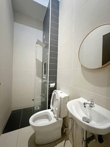 3-storey Terraced House for Rent in Taman Seri Austin (Tebrau) - Ing Xin - Bathroom - PropertyGuru.com.my
