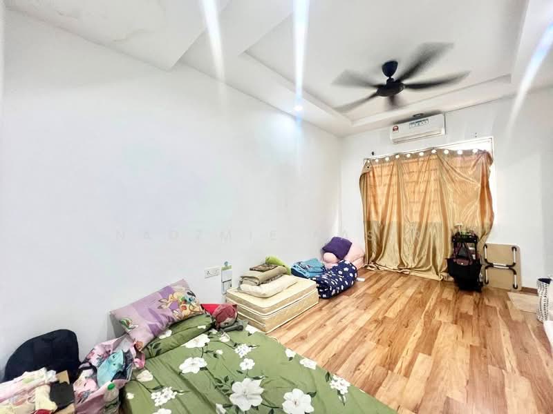 Rumah Teres 2 Tingkat untuk Dijual di TTDI Jaya (Shah Alam) - Nadzmie Nasir - Bedroom - PropertyGuru.com.my