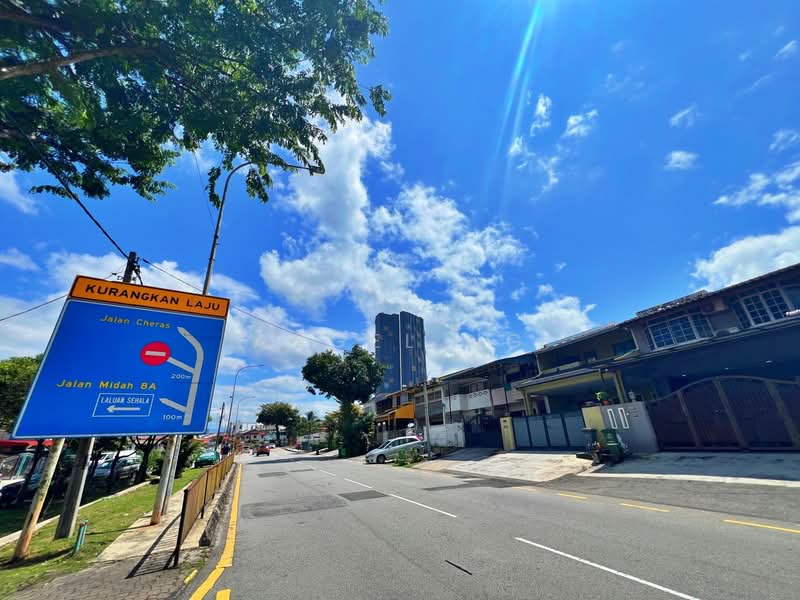 Rumah Teres 2 Tingkat untuk Dijual di Taman Midah (Cheras) - Angel Ng - PropertyGuru.com.my