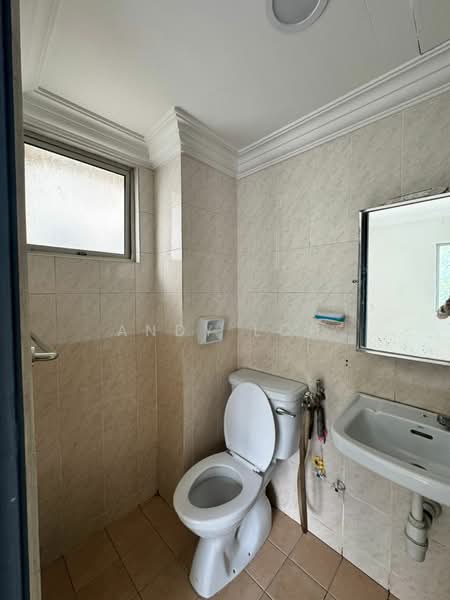 Untuk Dijual - Flora Damansara Apartment