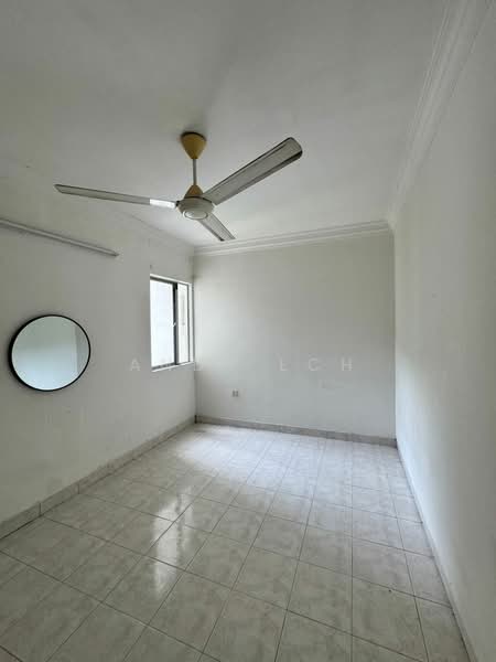 Untuk Dijual - Flora Damansara Apartment