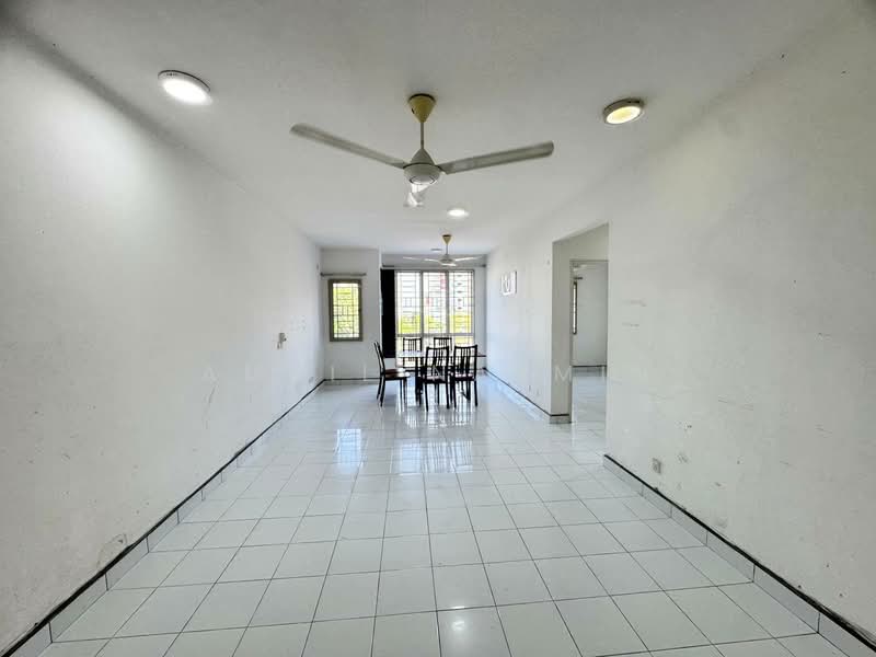 Apartment for Sale at Seri Baiduri - Amril Najmin - Living Room - PropertyGuru.com.my