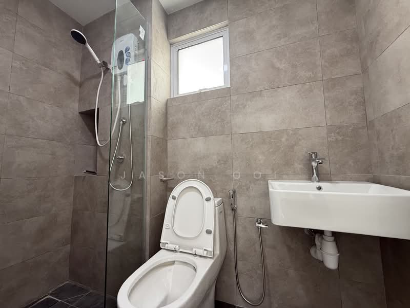 Servis Apartment untuk Disewa di Mesahill - Carol Mun - Bathroom - PropertyGuru.com.my