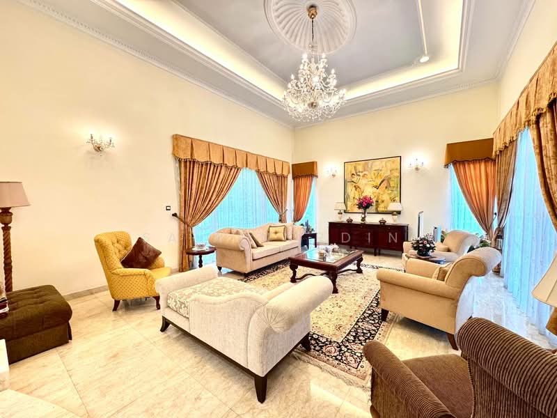 Rumah Banglo untuk Dijual di Seksyen 9 (Shah Alam) - Sa'a Nordin - Living Room - PropertyGuru.com.my