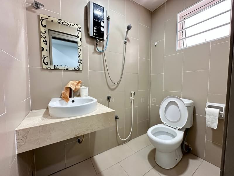 2-storey Terraced House for Sale in Taman Bukit Rawang Jaya (Rawang) - Evelyn Khoo - Bathroom - PropertyGuru.com.my