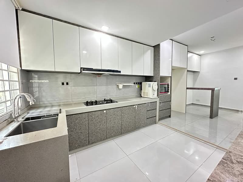 2-storey Terraced House for Sale in Taman Bukit Rawang Jaya (Rawang) - Evelyn Khoo - Kitchen - PropertyGuru.com.my