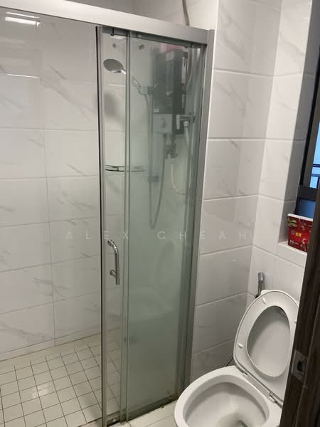 Pangsapuri untuk Disewa di Starview Bay @ Forest City - Alex Cheah - Bathroom - PropertyGuru.com.my