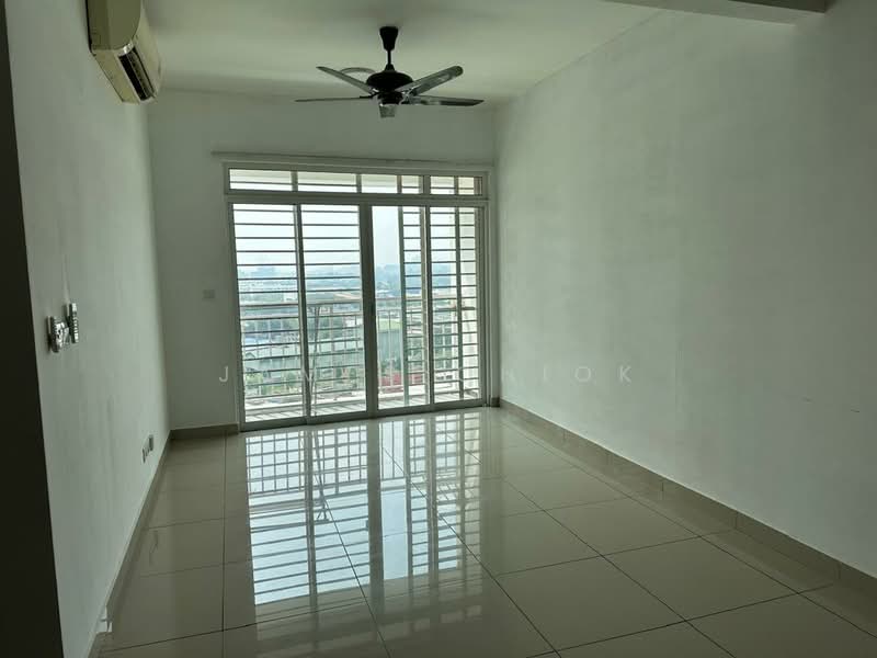 Servis Apartment untuk Dijual di V-Residensi 2 - James Chiok - Living Room - PropertyGuru.com.my