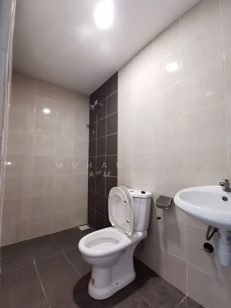 Kondominium untuk Disewa di Residensi Desa Satumas - Muhammad Amin - Bathroom - PropertyGuru.com.my