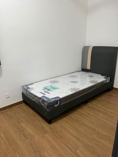 Condominium for Rent at Lakefront Homes - Azizirrahim . - Bedroom - PropertyGuru.com.my