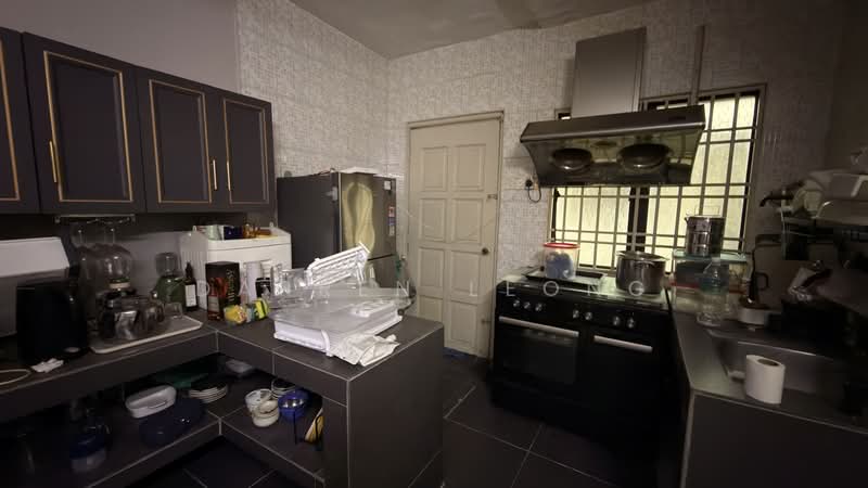 2-storey Terraced House for Sale in Taman Saujana (Klang) - Darren Leong - Kitchen - PropertyGuru.com.my