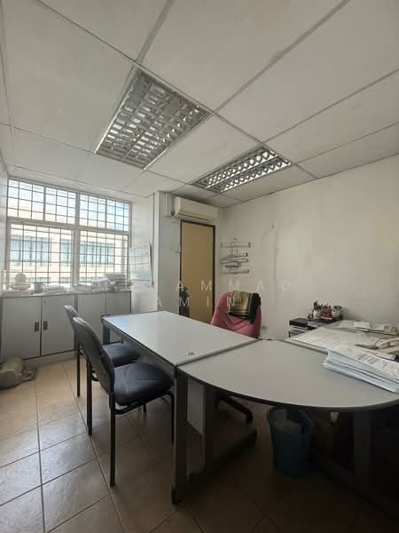 Kedai / Pejabat untuk Dijual di Seksyen 13 (Shah Alam) - Muhammad Amin - Interior - PropertyGuru.com.my