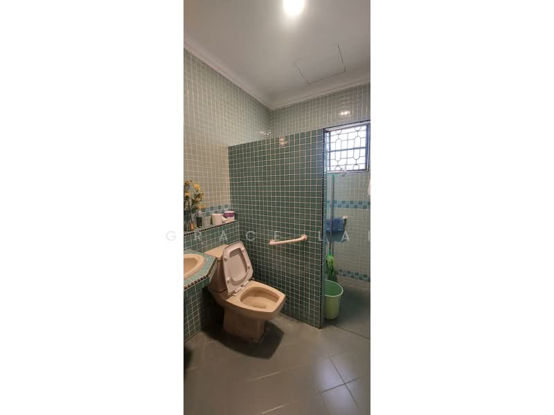 Rumah Banglo untuk Dijual di Taman Bukit Desa (Taman Desa) - Grace Lai - Bathroom - PropertyGuru.com.my