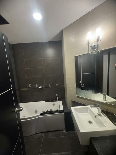 Kondominium untuk Dijual di Anjung Seri - Kelly Lim - Bathroom - PropertyGuru.com.my