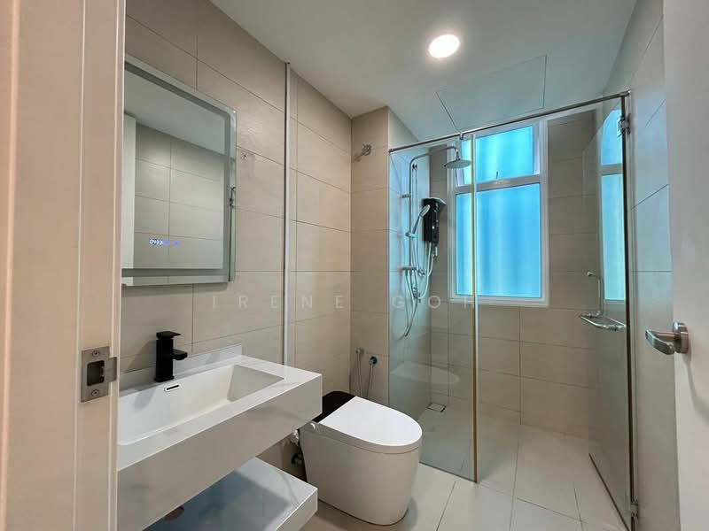 Kondominium untuk Disewa di Ferringhi Residence 2 - Irene Goh - Bathroom - PropertyGuru.com.my