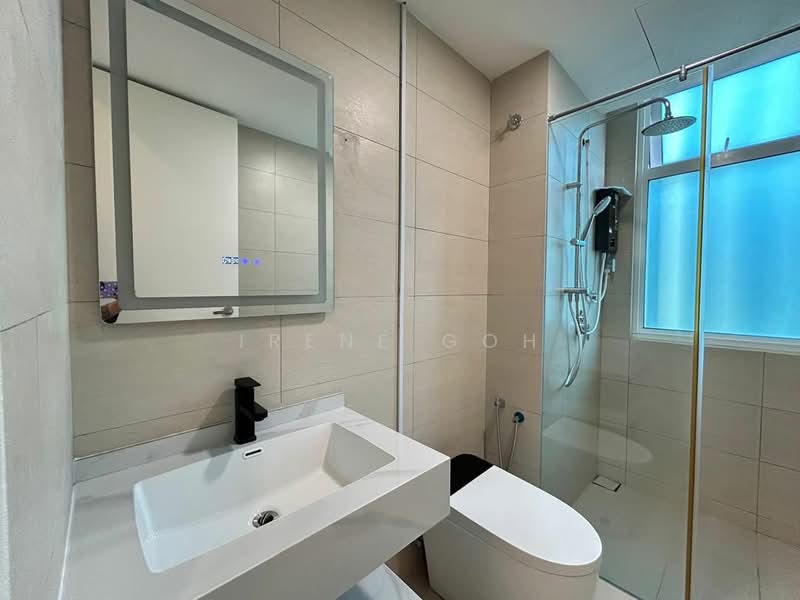 Kondominium untuk Disewa di Ferringhi Residence 2 - Irene Goh - Bathroom - PropertyGuru.com.my