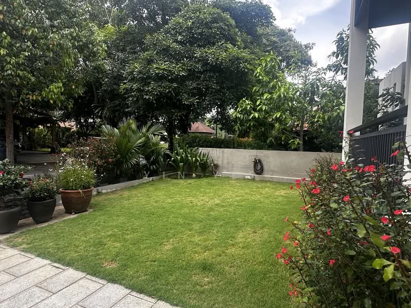 Bungalow for Sale in Bukit Gita Bayu (Seri Kembangan) - Yin Yee - Garden - PropertyGuru.com.my