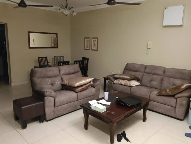 Service Residence for Sale at Pangsapuri Tanah Emas (Golden Sands) - Janice Khoo - Living Room - PropertyGuru.com.my