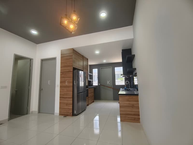 Rumah Teres 2 Tingkat untuk Disewa di Saujana Rawang (Rawang) - Evelyn Khoo - Kitchen - PropertyGuru.com.my