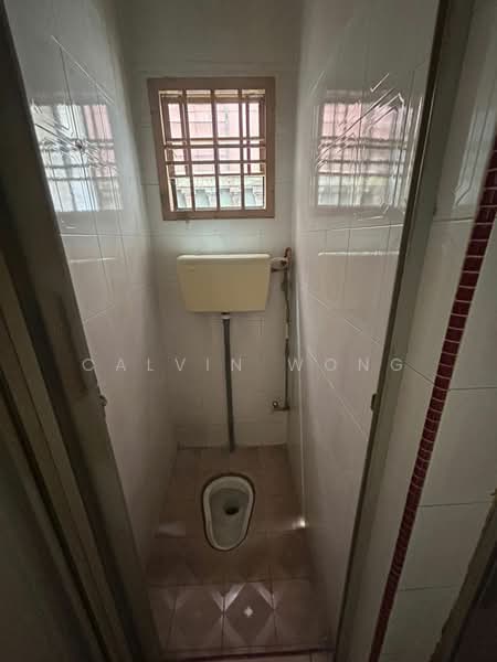 1-storey Terraced House for Sale in Taman Johor Jaya (Johor Bahru) - Calvin Wong - Bathroom - PropertyGuru.com.my