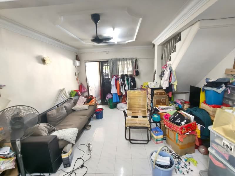 2-storey Terraced House for Rent in Taman Desa Jaya (Johor Bahru) - Reyna Wong - Living Room - PropertyGuru.com.my