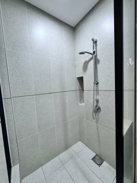 Service Residence for Rent at Millerz Square Serviced Residence - Clara Ang - Bathroom - PropertyGuru.com.my
