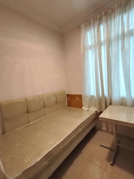 Apartment for Sale at Sri Samudera Apartment (Seaview Residence Suites) - Ken Chai - Bedroom - PropertyGuru.com.my